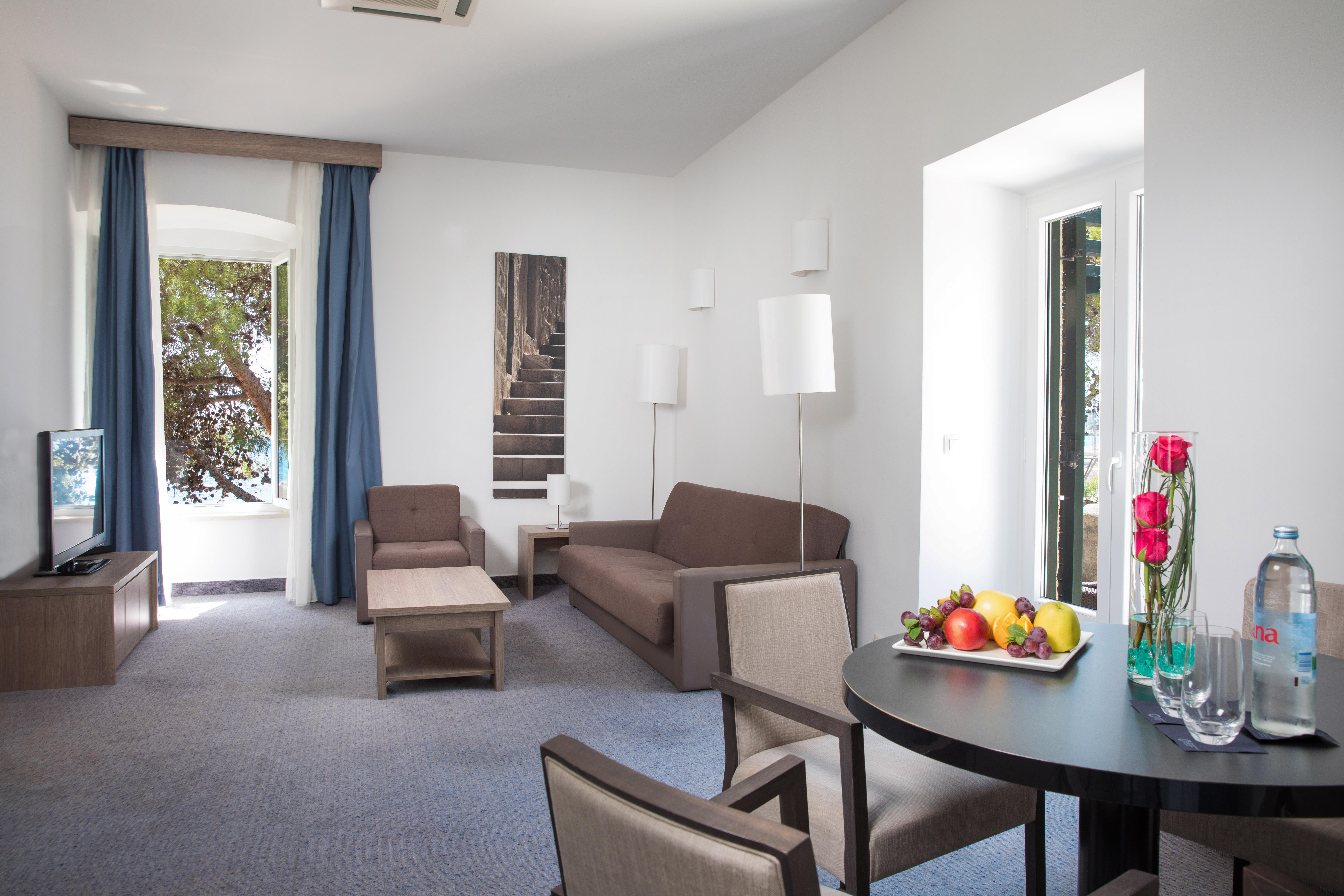 Hotel 米利尼 外观 照片