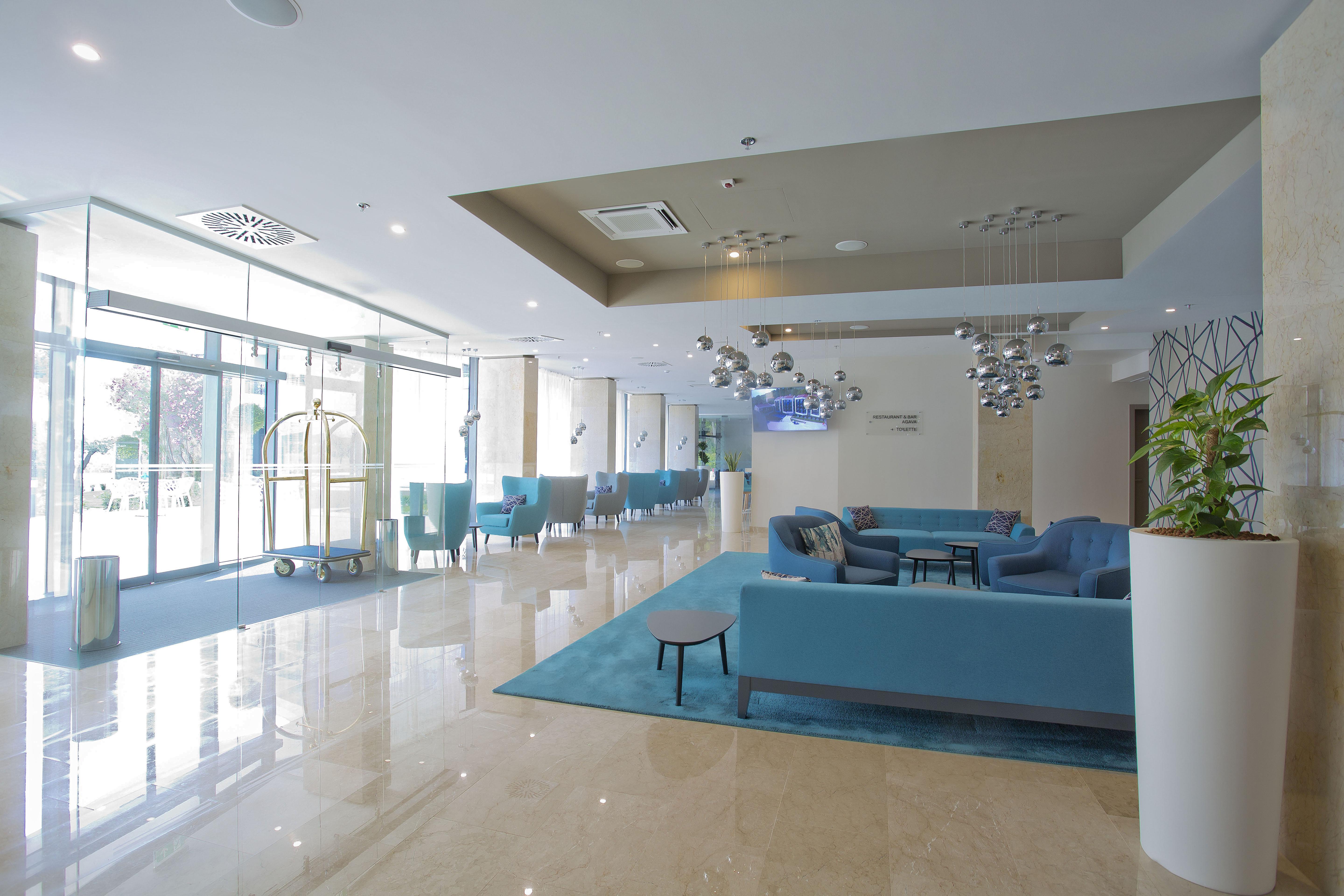 Hotel 米利尼 外观 照片