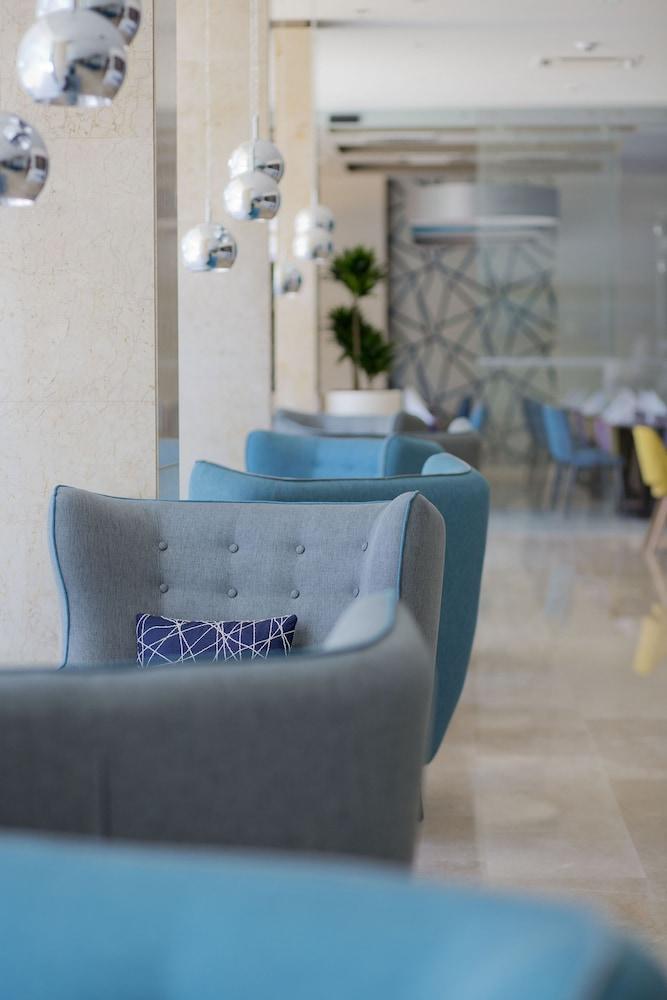 Hotel 米利尼 外观 照片